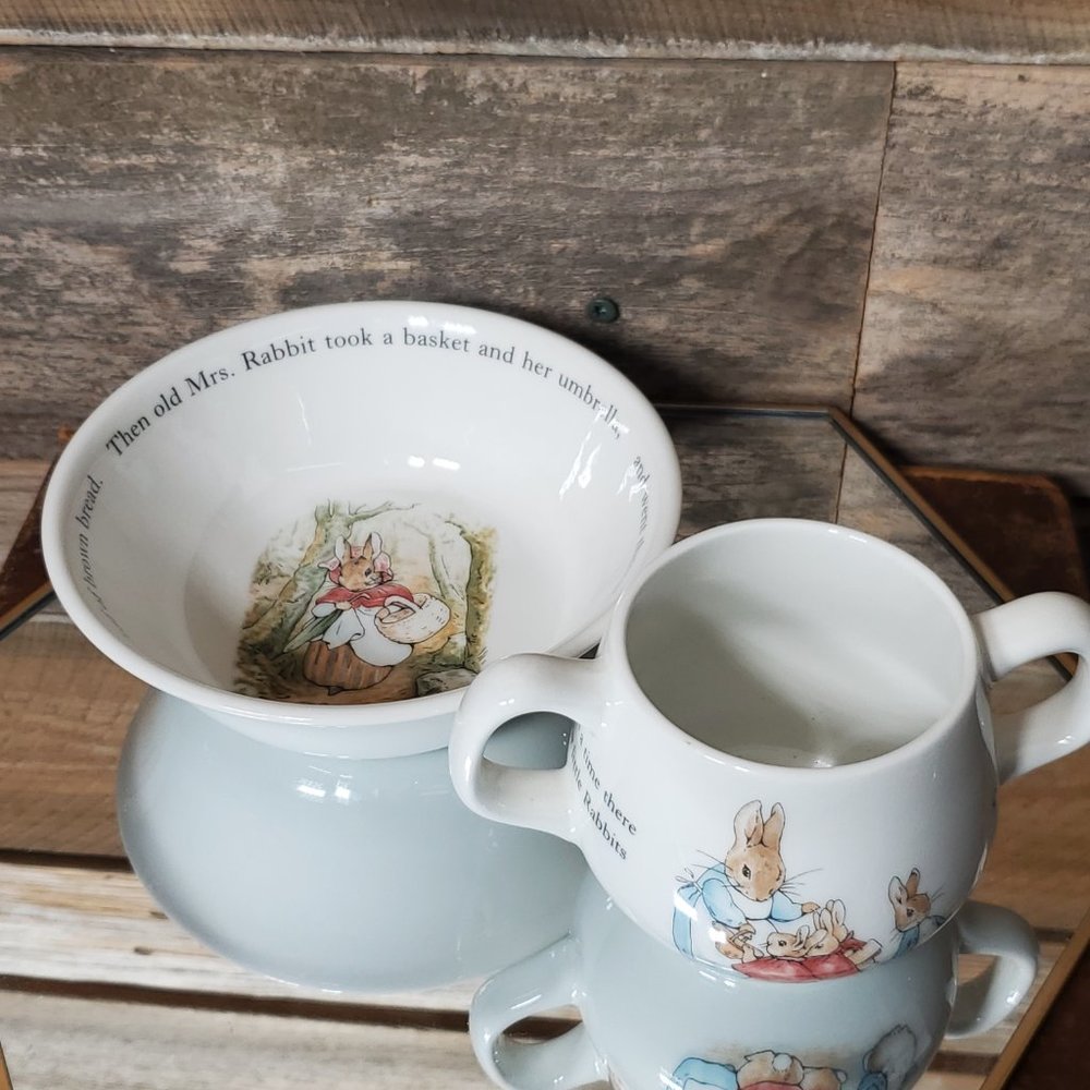 Beatrix Potter's Peter Rabbit Wedgwood 2 piece mug and bowl set - Picture 12 of 12